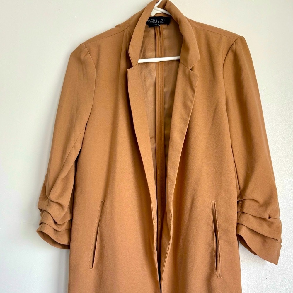 Rachel Zoe Tan Trench Coat with Lapel Collar and Ruched Sleeves